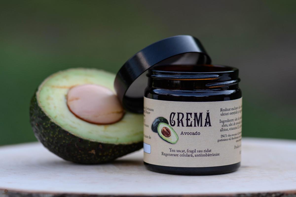 Crema cu avocado